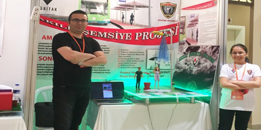 ‘Akıllı Şemsiye’ projesiyle ikinci oldular