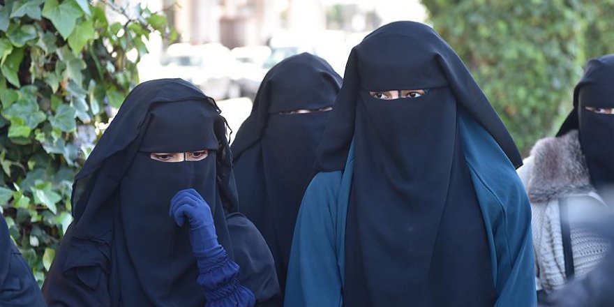 İngiltere'de aşırı sağcı partiden burka yasağı vaadi
