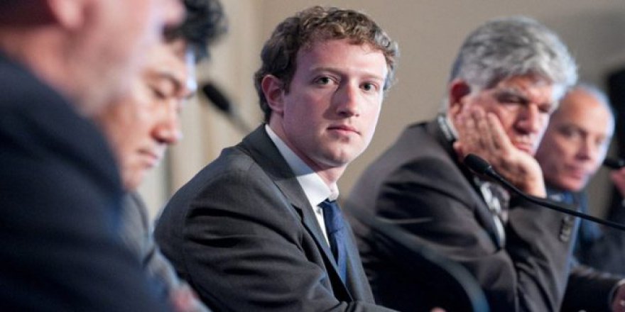 Facebook'un kurucusu Üniversite mezunu oldu