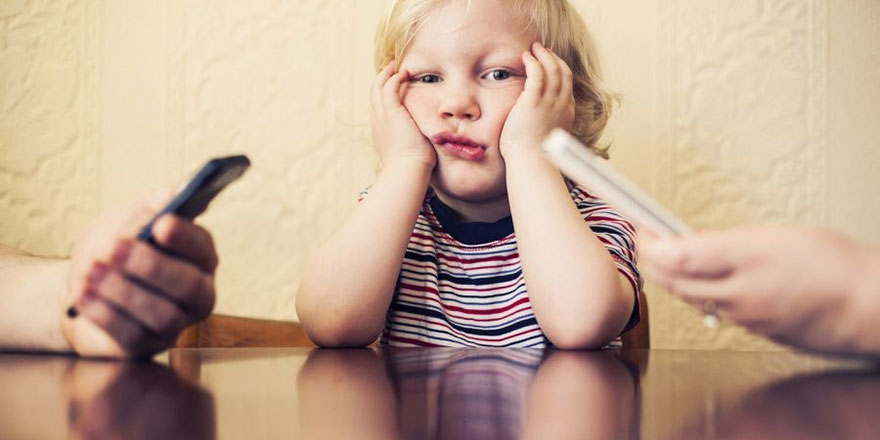 Akıllı telefon çocukların ruh sağlığına zararlı