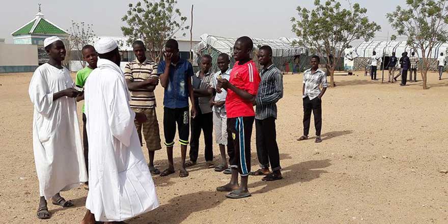 Mahrumiyet içindeler ama Ümmet bilinci tam