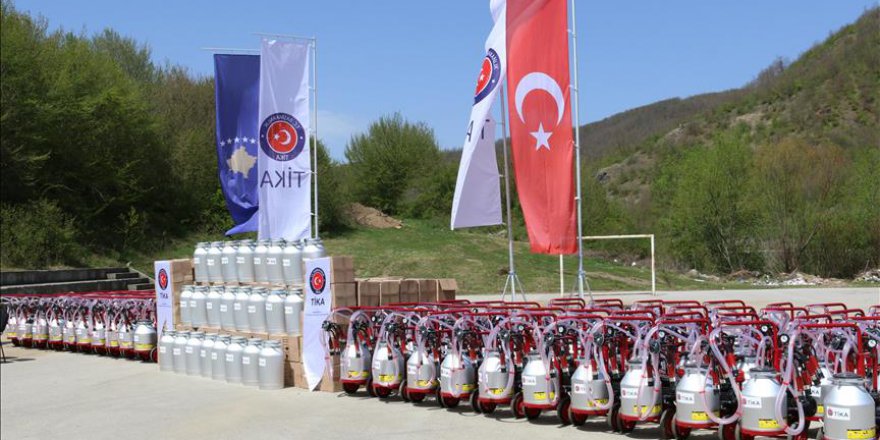 TİKA'dan Kosova'daki süt üreticilerine destek