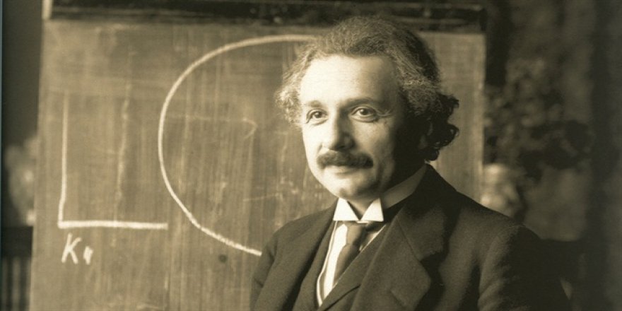 Facebook'ta Einstein ile chat yapma imkanı