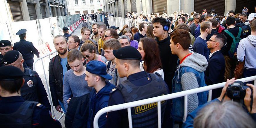 Rusya'da muhalif gösteriler