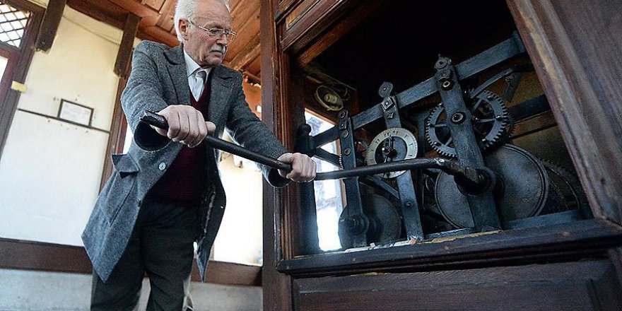 Safranbolu'nun 220 yıllık saati yıllara meydan okuyor