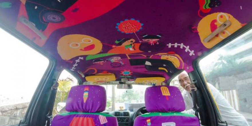 Taksisini ambulans yaptı hasta taşıyor