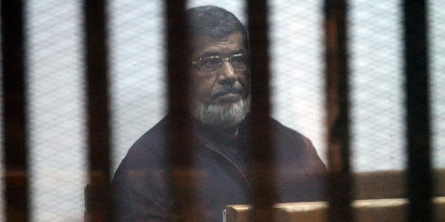 İhvan'a göre Mursi 'öldürüldü'