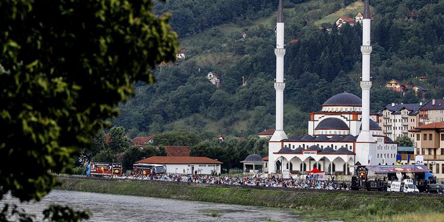 Bosna Savaşı'nda yıkılan 614 cami yeniden hayat buluyor