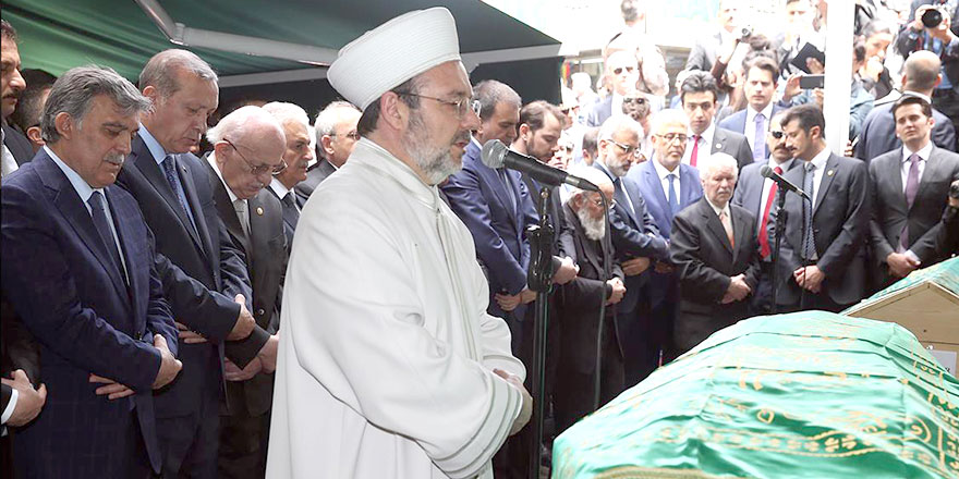 Abdullah Gül'ün babası Ahmet Hamdi Gül dualarla uğurlandı