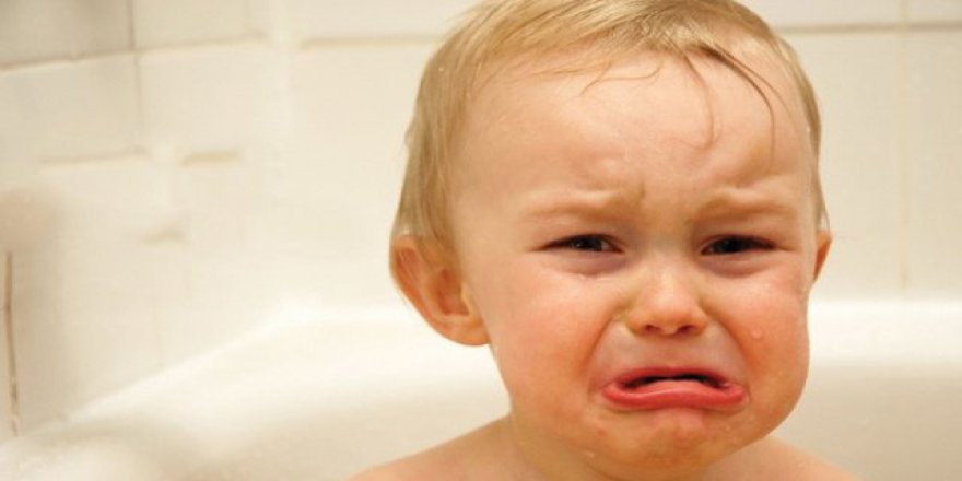 Çocuklarda kulak ağrısı neden olur?