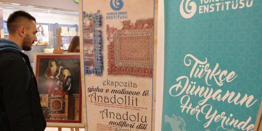 Kosova'da 'Anadolu Motiflerinin Dili' Sergisi açıldı