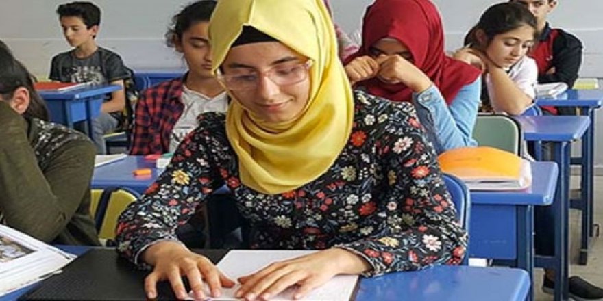 Görme engelli Sedanur Toprak TEOG'dan tam puan aldı