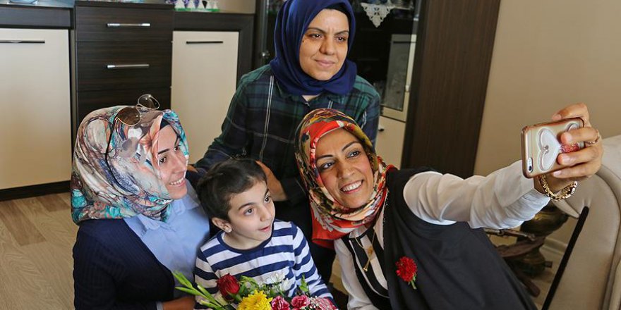 Engelli kızının en güzel hediyesi 'anne' demesi