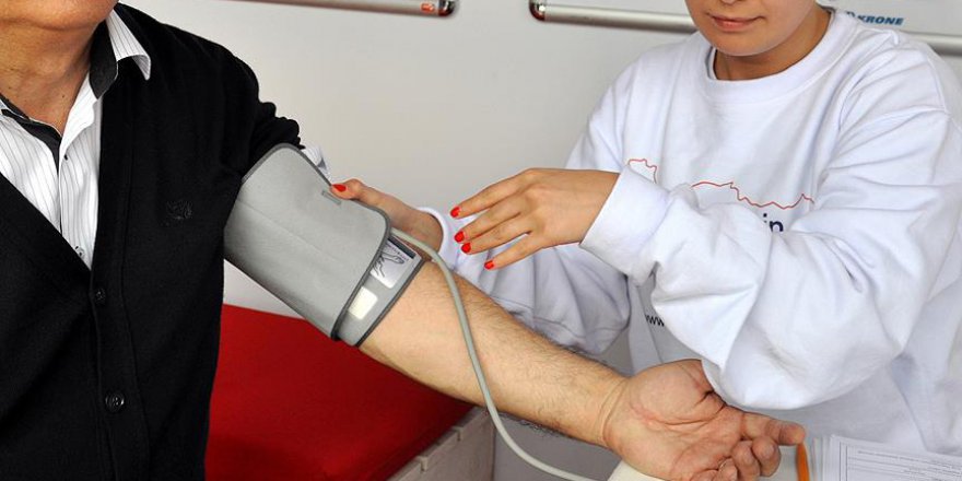 Öztürk: Türkiye'de her üç kişiden birinde yüksek tansiyon var