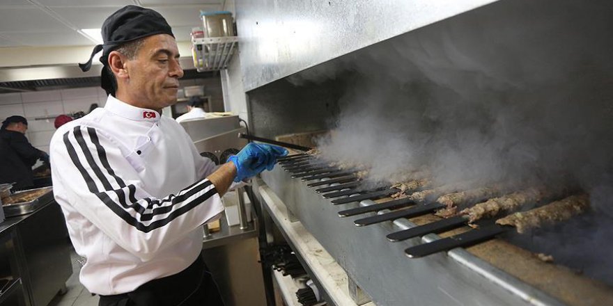 Filistin'de ilk Türk restoranı açıldı