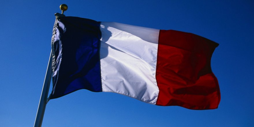 Fransa'da Hristiyanlar, Müslümanlara daha fazla imtiyaz tanımasından şikayetçi!