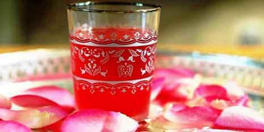 Ramazan'da susuzluğa karşı gül şerbeti