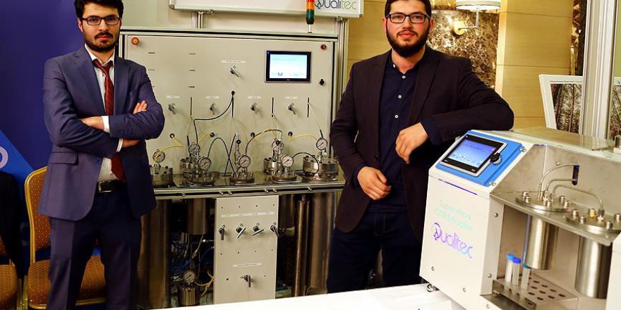 Yaptıkları makine naneden 'servet' çıkartıyor