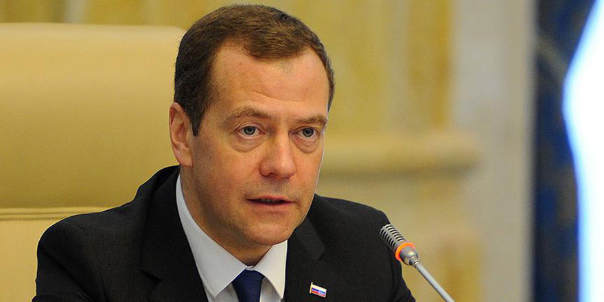 Medvedev: Kısıtlamaların kaldırılması kararı hızla hayata geçecek