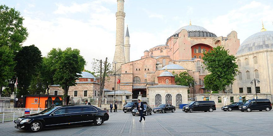 Rusya'dan Ayasofya'ya üst düzey ziyaret