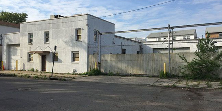 Deponun cami yapılmasına böyle engel oldular