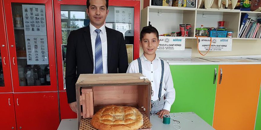 Ortaokul öğrencisinden ekmek israfını önleyecek proje