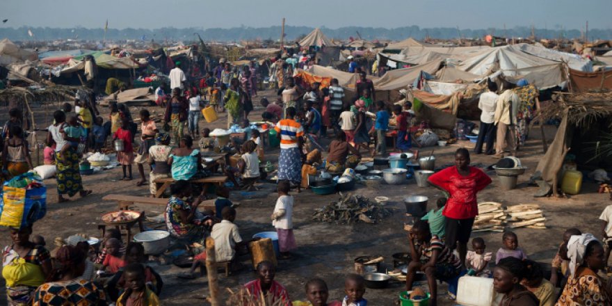 Şiddet olayları 21 bin 500 kişiyi evlerinden etti