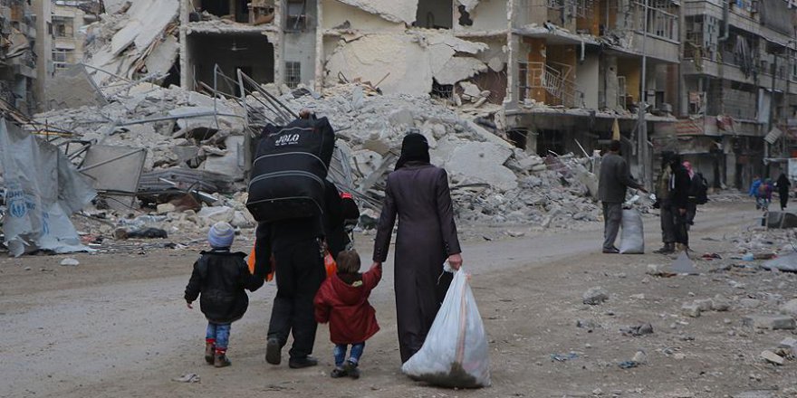 'Esed rejimi muhalif bölgelerde demografik değişiklik amacıyla sürgün yapıyor'