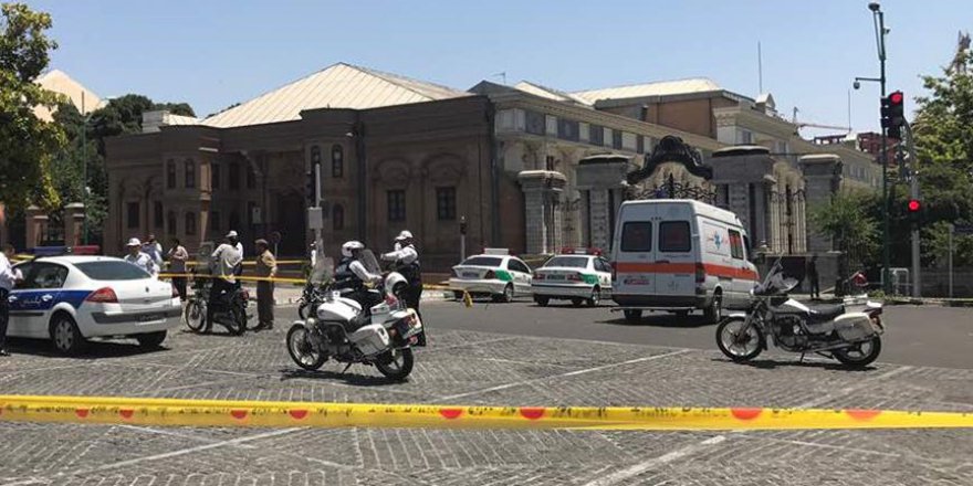 İran Meclisi ve Humeyni Türbesi'nde saldırı