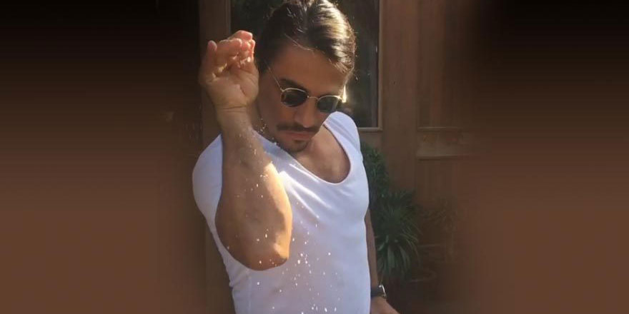 Çok ayıp Nusret! Tuzlama var seccade yok!