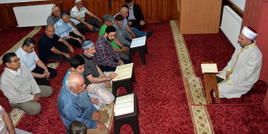 800 yıldır sabah namazlarında Yasin Suresi okuyorlar