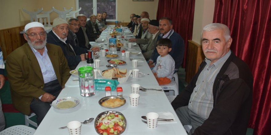 İftarı tüm köy birlikte yapıyor