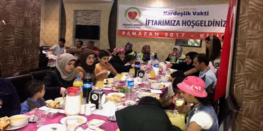 200 Suriyeli yetim iftarda buluştu