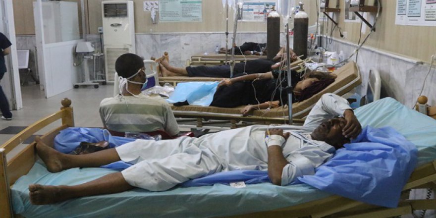 825 sığınmacı zehirlendi