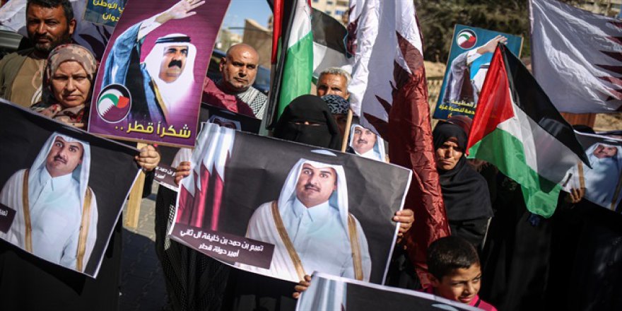 Gazze'de Katar yardım kurumlarına destek gösterisi