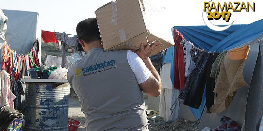 Suriyelilere ramazan yardımları sürüyor