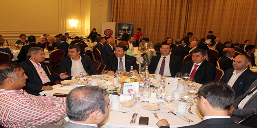 TİKA, Bükreş'te iftar programı düzenledi