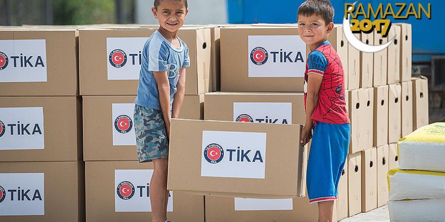 TİKA'dan Karadağ'daki Romanlara ramazan yardımı