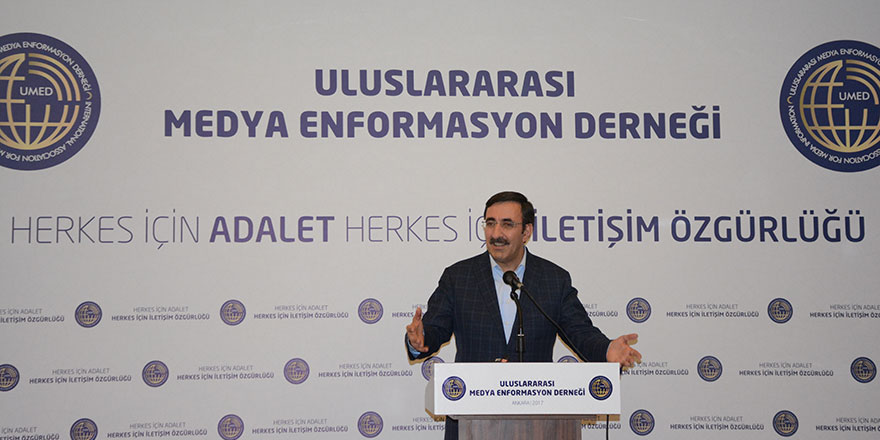 Adil medya ve adil dünya istiyoruz!