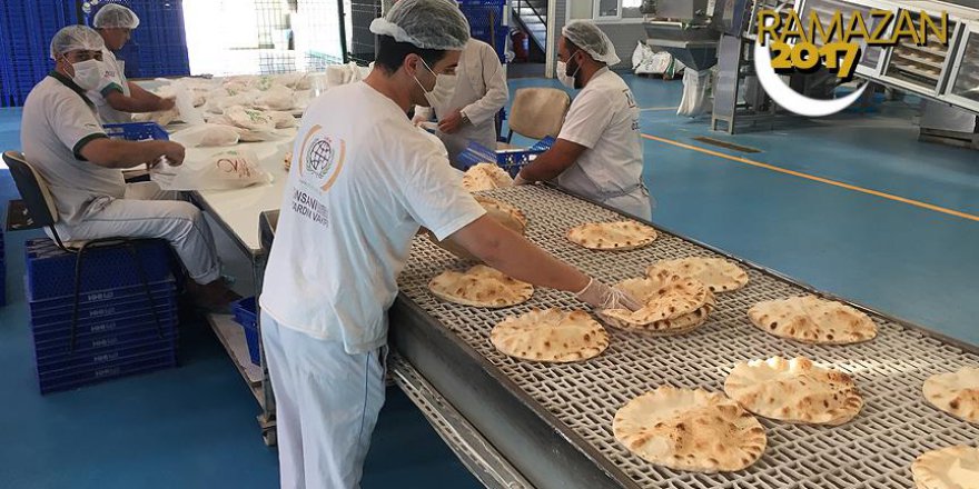 İHH ramazanda Suriye'ye 3,5 milyon ekmek ulaştırdı