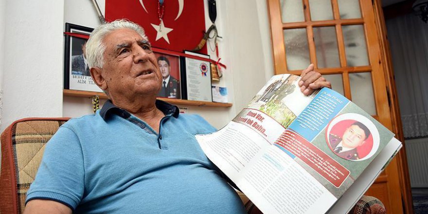 Şehit babası evlat acısını şiirlere döktü