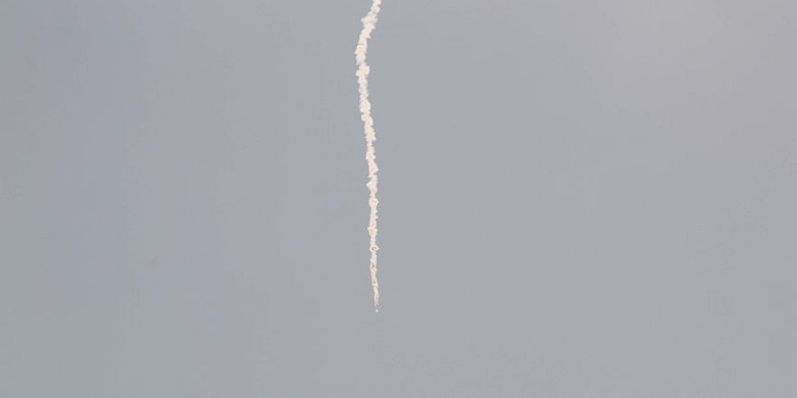 ABD Suriye rejimine ait bir SU-22 savaş uçağını düşürdü