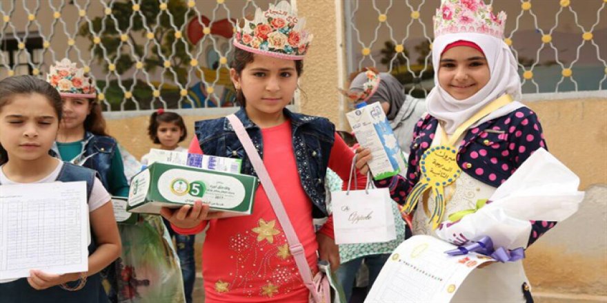 İHH'dan Suriyeli yetimlere destek