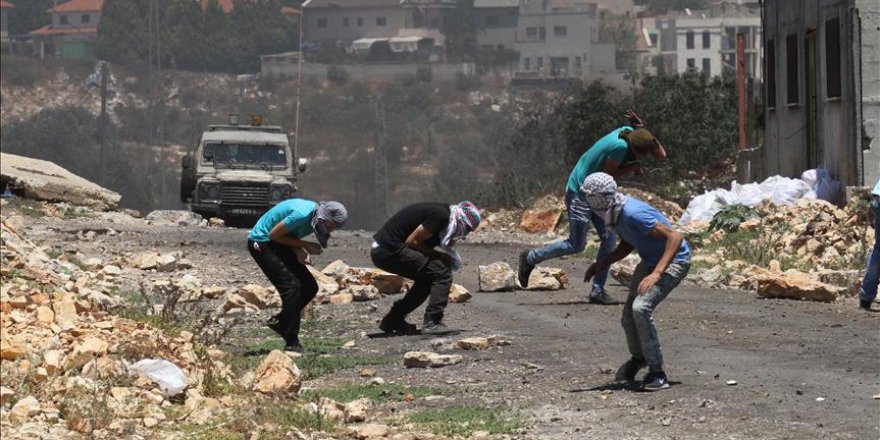 Batı Şeria'da gösterilere müdahale