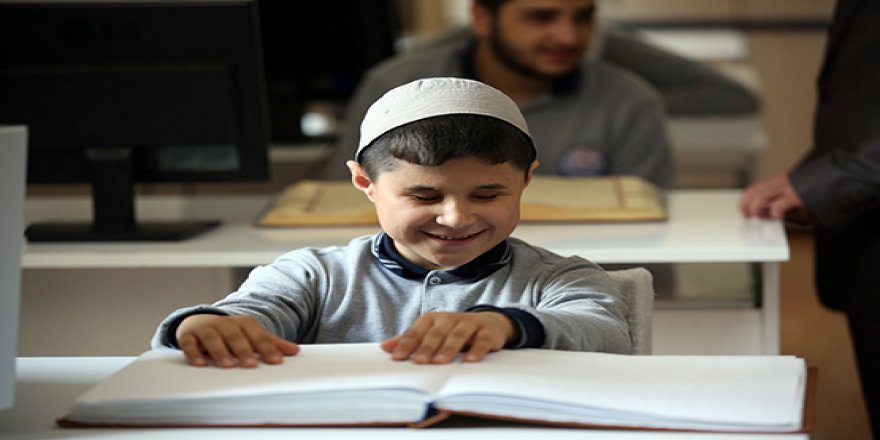 Görme Engelli Hafızlar böyle yetişiyor