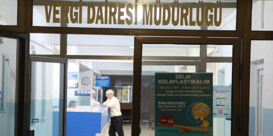 Vergi daireleri 24.00'e kadar hizmet veriyor