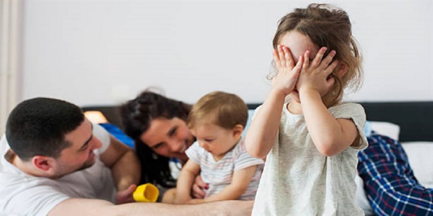 Çocuklarda kardeş kıskançlığına dikkat