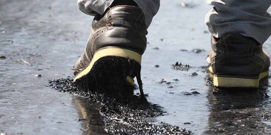 Yazın sıcaktan eriyen yolların alternatifi beton yol