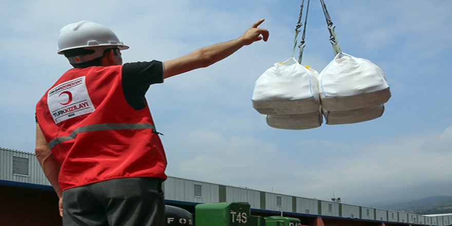 AFAD ve Türk Kızılayından Yemen'e insani yardım