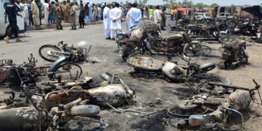 Pakistan'da ölü sayısı artıyor